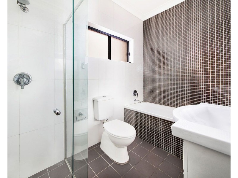 4/54 Osprey Drive, Illawong NSW 2234