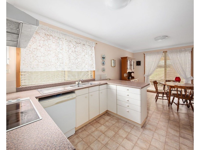 13 Llanberis Drive, Menai NSW 2234