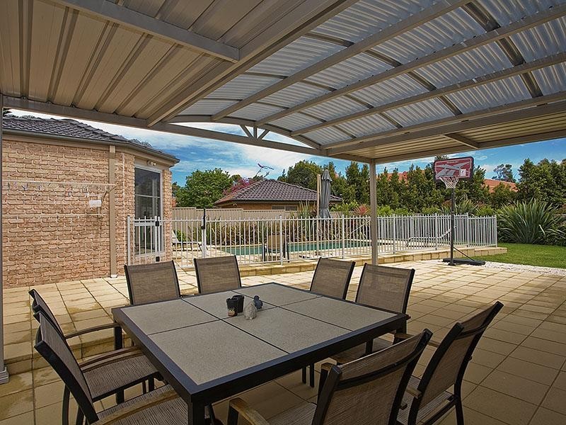 37 Mariner Road, Illawong NSW 2234