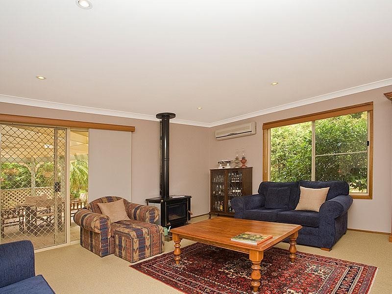 1 Marlock Place, Alfords Point NSW 2234