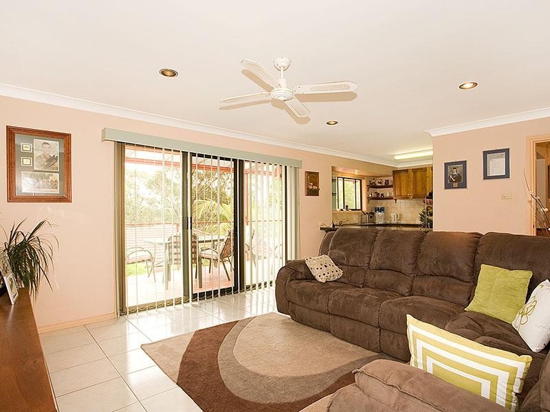 55 Barnes Crescent, Menai NSW 2234