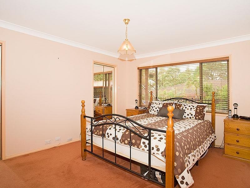 55 Barnes Crescent, Menai NSW 2234