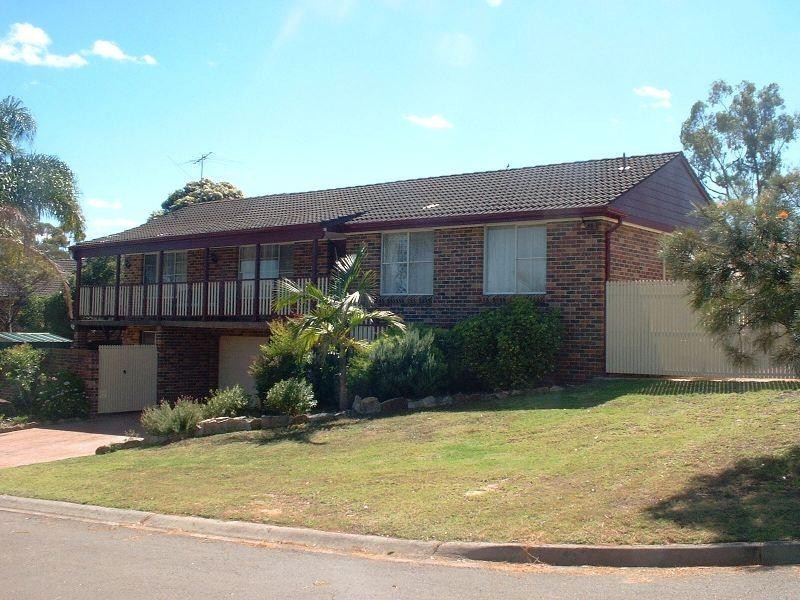 8 Boree Place, Bangor NSW 2234