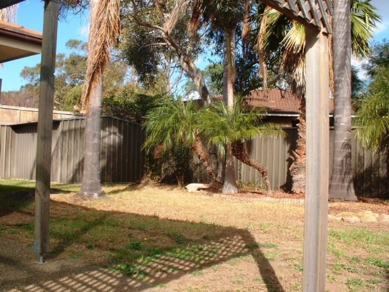 8 Rosewall Drive, Menai NSW 2234