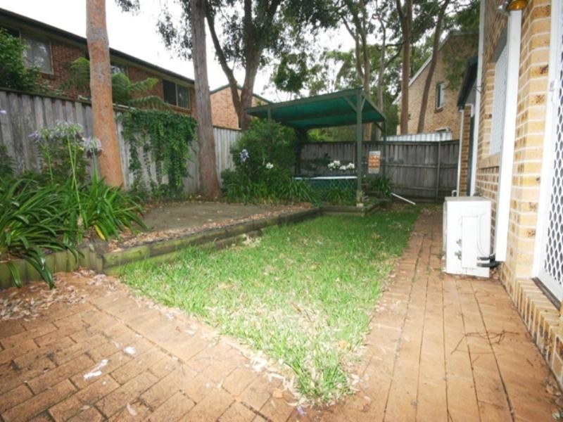 17/1 Owen Jones Row, Menai NSW 2234
