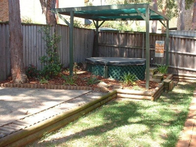 17/1 Owen Jones Row, Menai NSW 2234