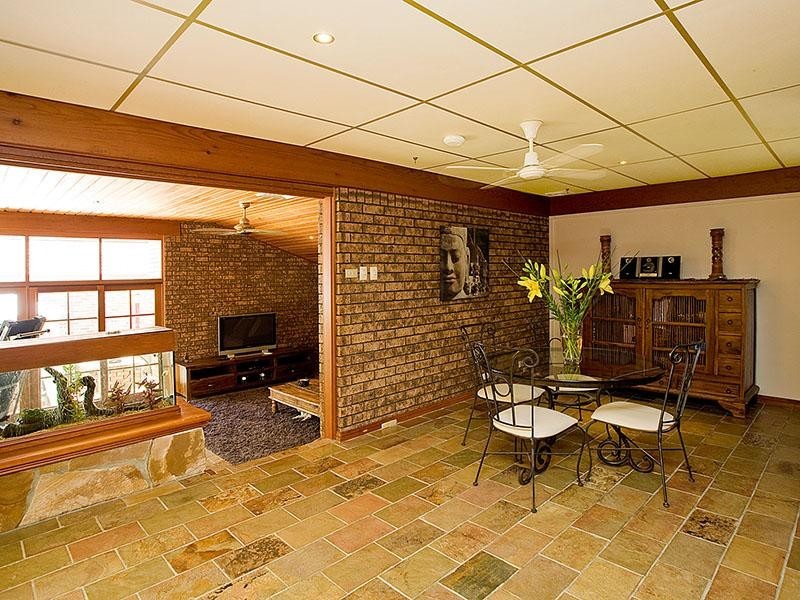 4 Cato Place, Illawong NSW 2234