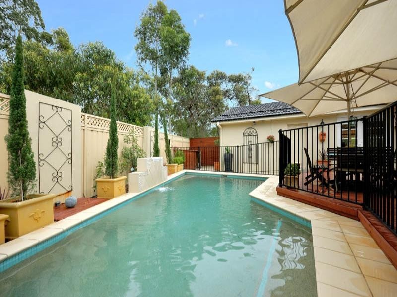 1 Eucalyptus Street, Alfords Point NSW 2234