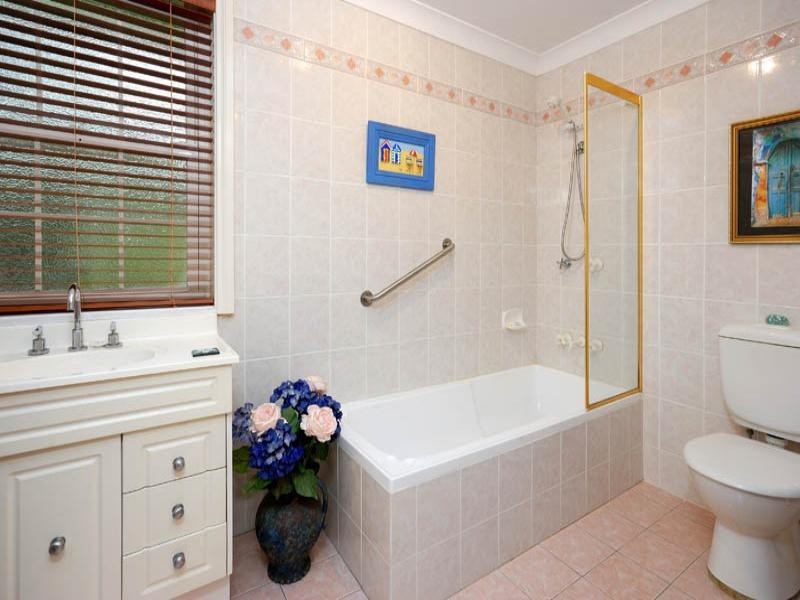 1A Ocean Place, Illawong NSW 2234