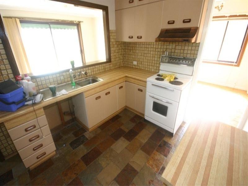 30 Wilbung Street, Illawong NSW 2234