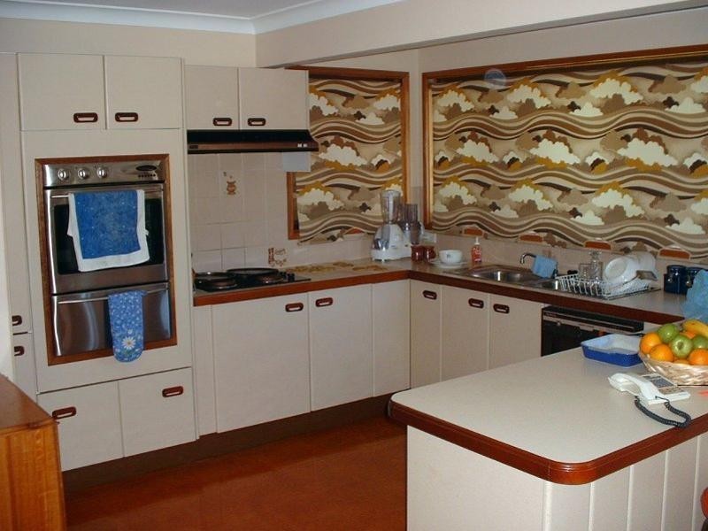 5 Omar Place, Illawong NSW 2234