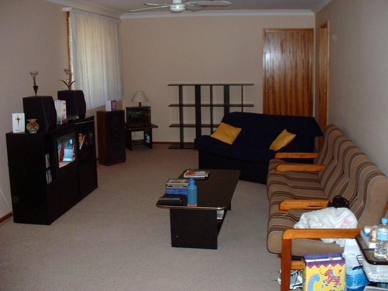 5 Omar Place, Illawong NSW 2234