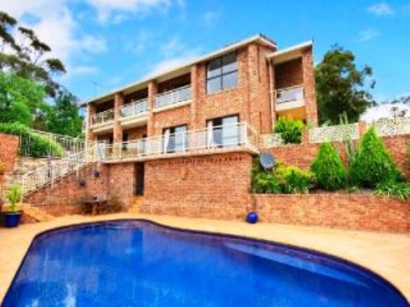 6 Kinsela Street, Illawong NSW 2234