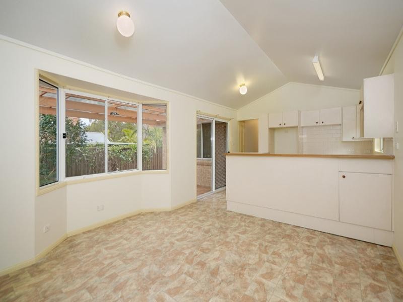 4 Arnold Place, Menai NSW 2234