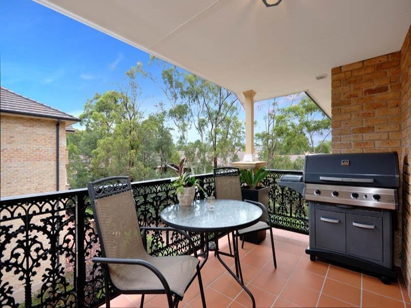 D18/6 Schofield Place, Menai NSW 2234