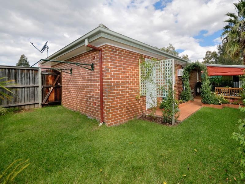 22 Batchelor Close, Menai NSW 2234
