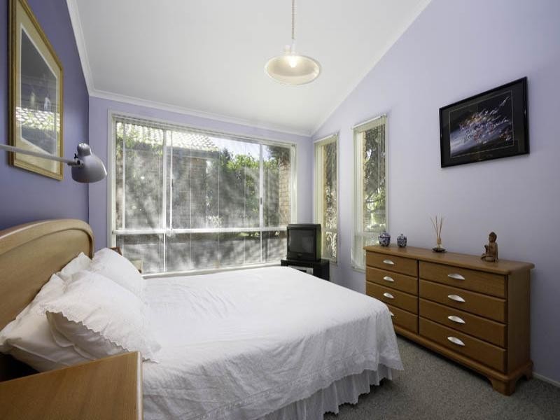 3 Friendship Place, Illawong NSW 2234