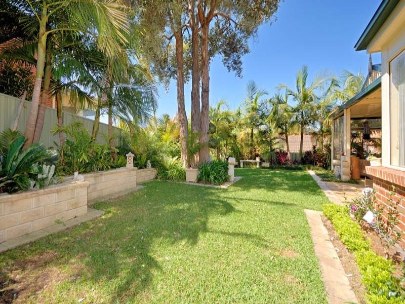 12 Parkwood Drive, Menai NSW 2234