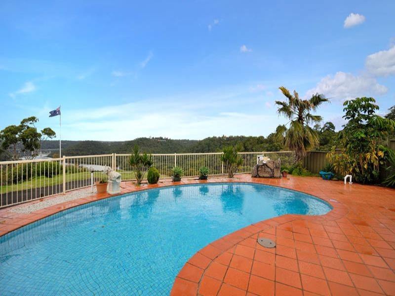 15 Hector Street, Illawong NSW 2234