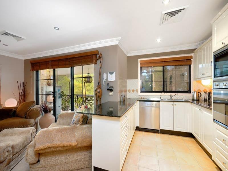 F22/6 Schofield Place, Menai NSW 2234