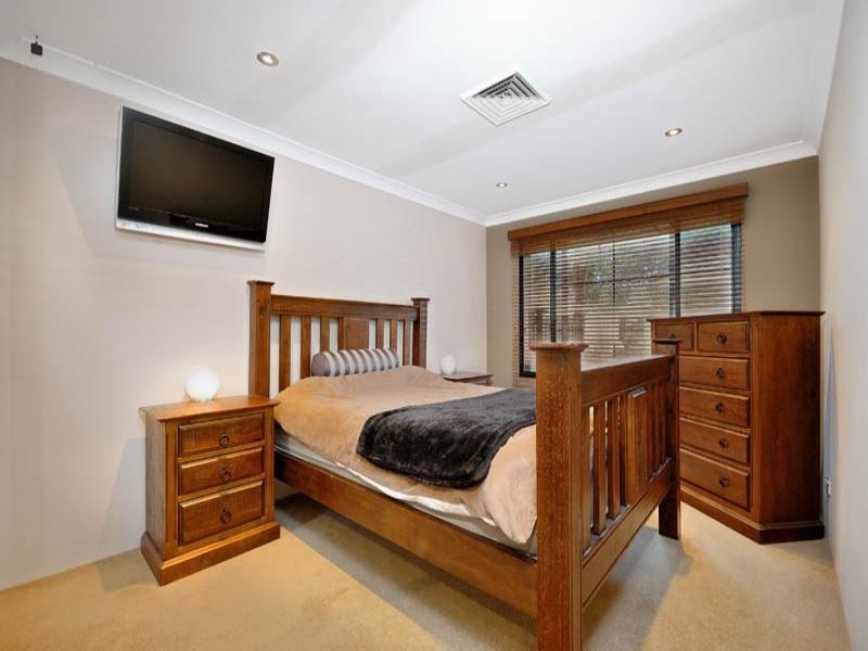 F22/6 Schofield Place, Menai NSW 2234