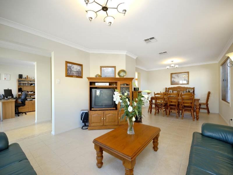 8 Link Circuit, Menai NSW 2234