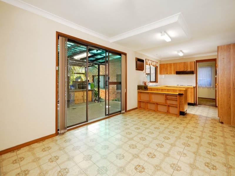 7 Bradman Road, Menai NSW 2234