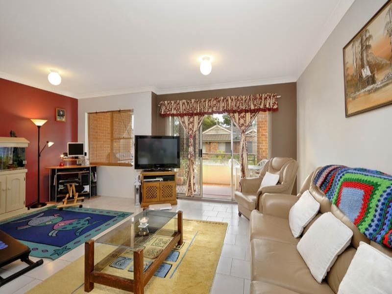 2/1 MacMahon Place, Menai NSW 2234