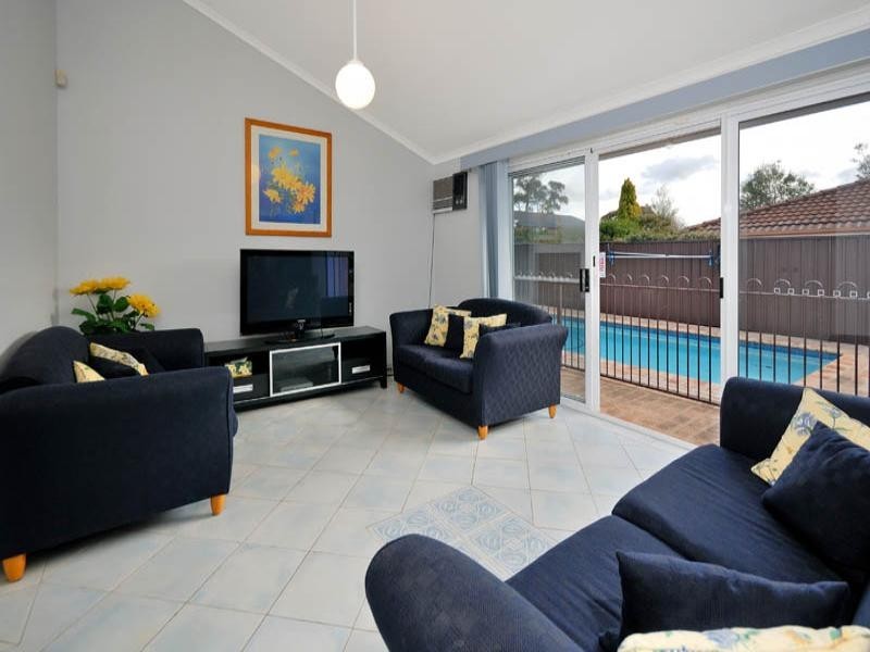 6 Gatenby Place, Barden Ridge NSW 2234