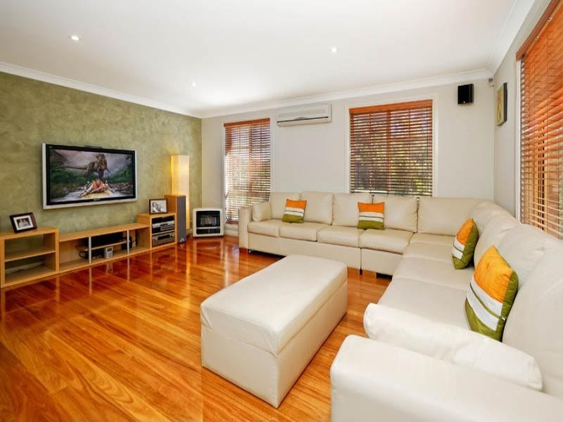 4 Penmon Close, Menai NSW 2234