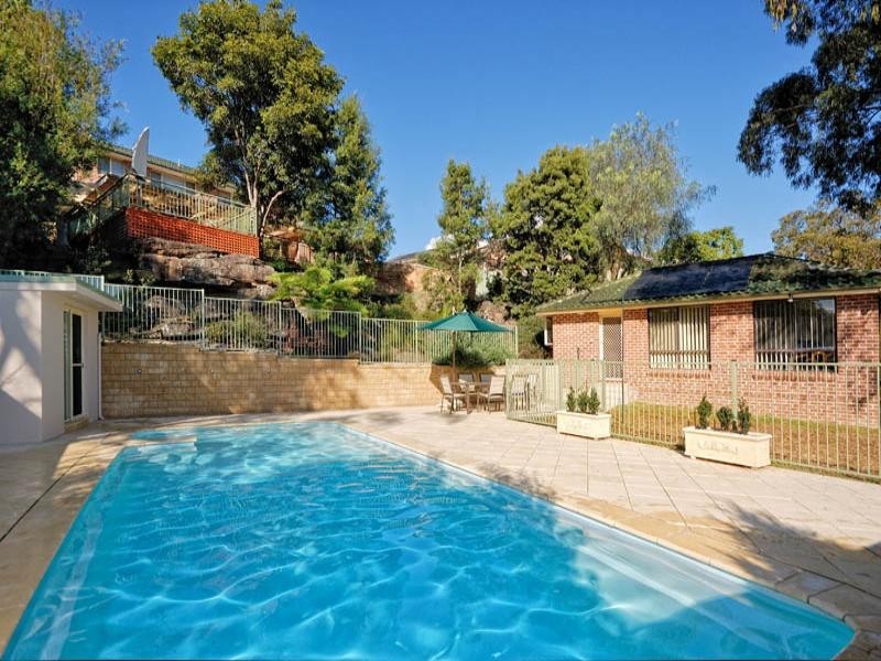 4 Penmon Close, Menai NSW 2234