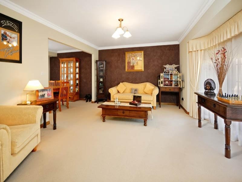 4 Penmon Close, Menai NSW 2234
