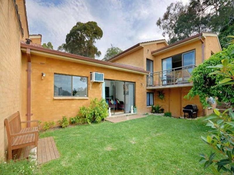 16 Goolagong Place, Menai NSW 2234