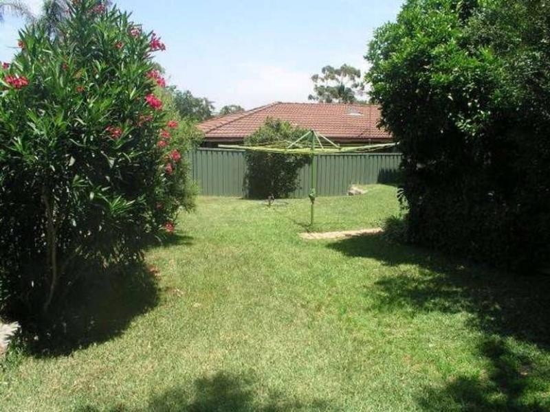 6 Hall Drive, Menai NSW 2234