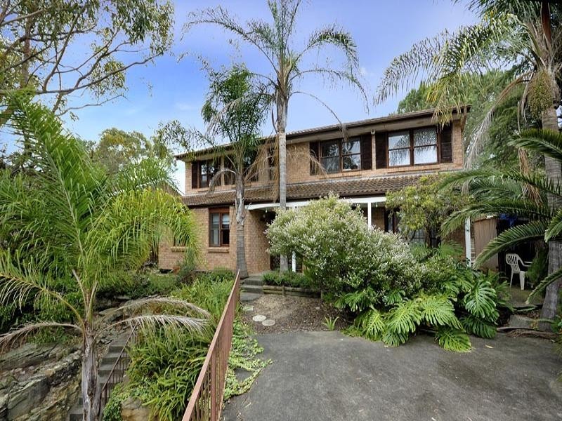 32 Hall Drive, Menai NSW 2234