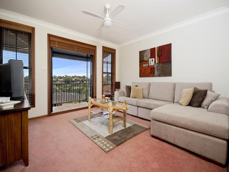 27 Treborth Place, Menai NSW 2234