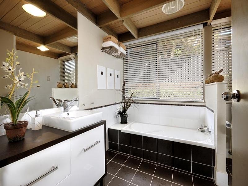 14 Charlton Place, Menai NSW 2234