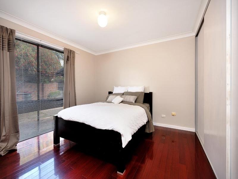 7 Byron Place, Illawong NSW 2234