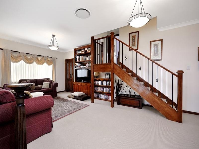 10 Mahogany Place, Alfords Point NSW 2234