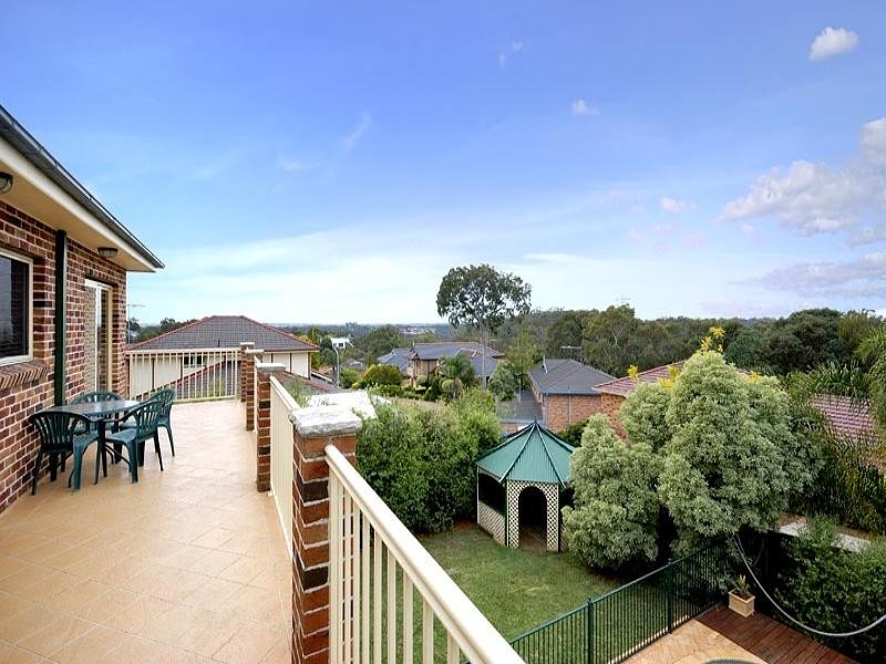 10 Mahogany Place, Alfords Point NSW 2234