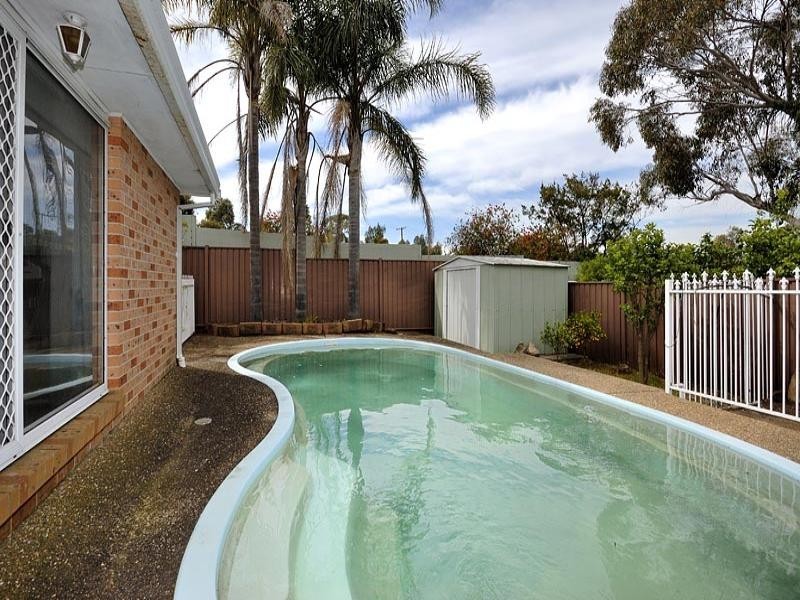 10 Ribbongum Close, Alfords Point NSW 2234
