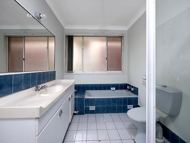 10 Ribbongum Close, Alfords Point NSW 2234