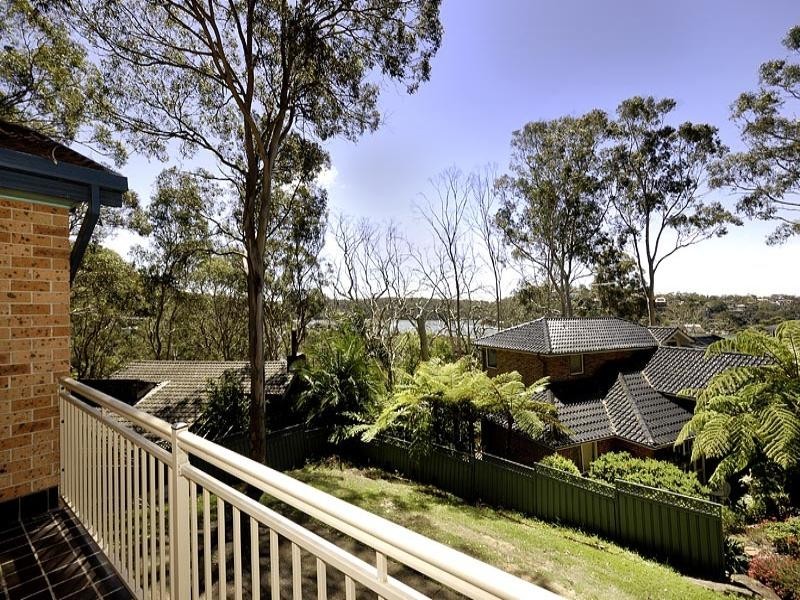 67 Bignell Street, Illawong NSW 2234