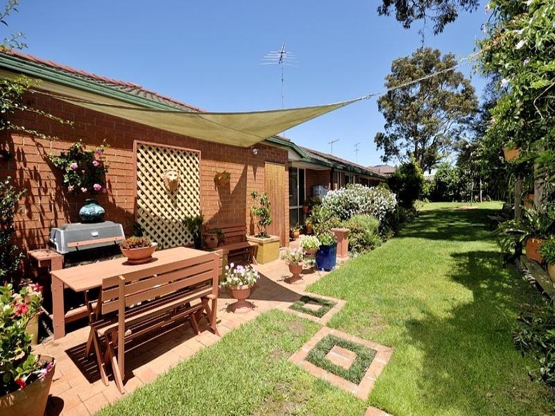 3 Fiddlewood Grove, Menai NSW 2234