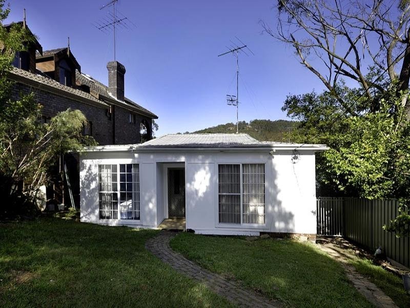 196 Prices Circuit, Woronora NSW 2232