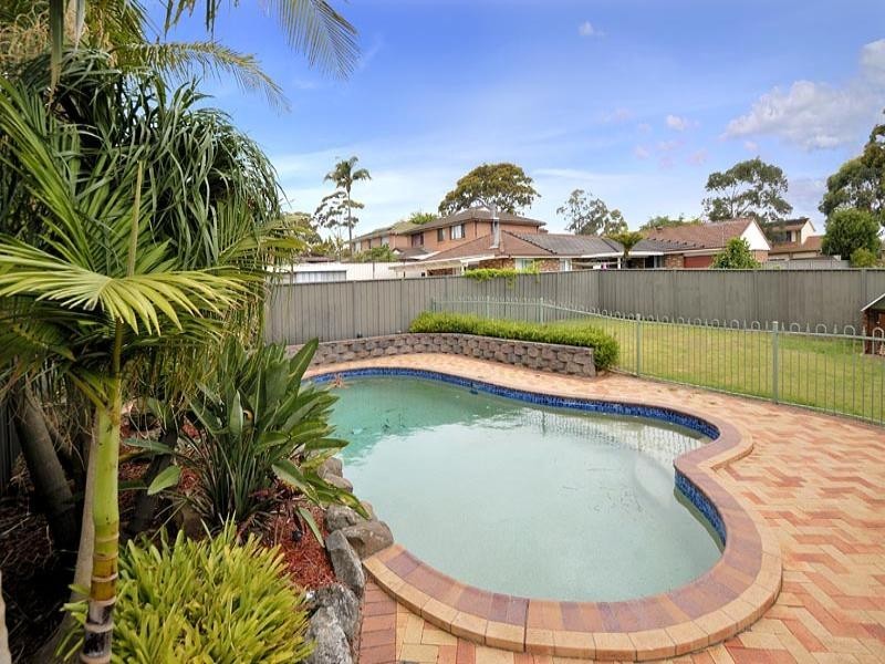 3 Boyd Place, Barden Ridge NSW 2234
