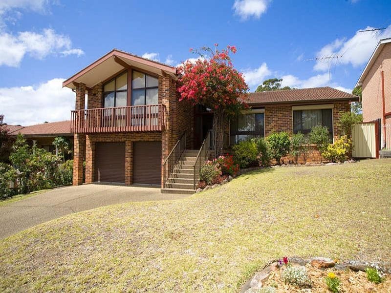 18 Black Close, Illawong NSW 2234