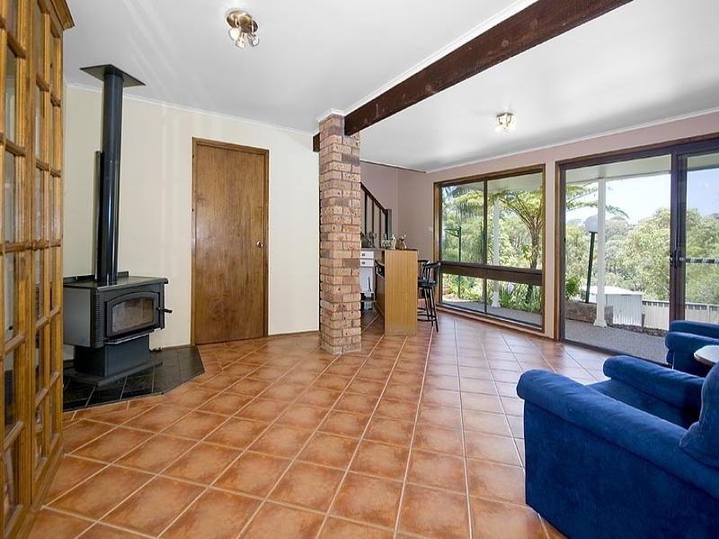 5 Wales Close, Illawong NSW 2234