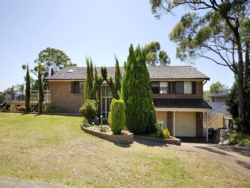 3 Stanley Place, Illawong NSW 2234