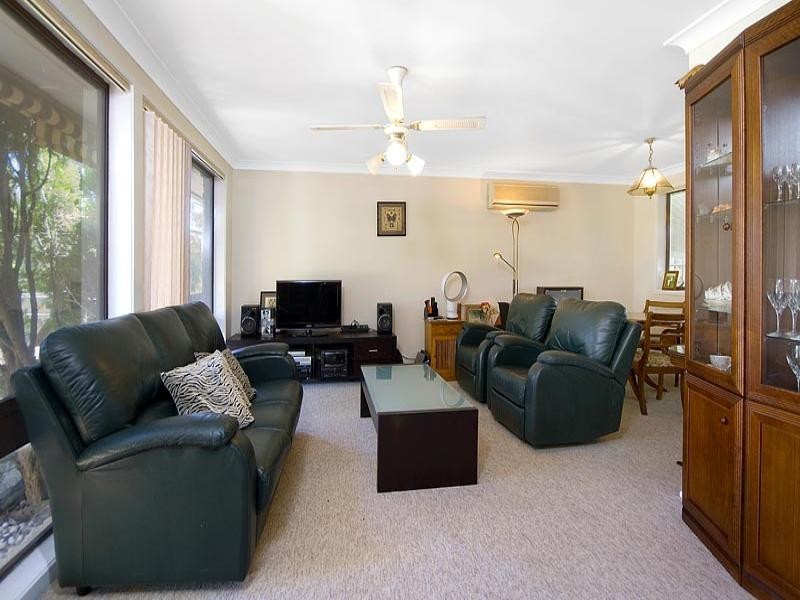 5 Kilby Place, Illawong NSW 2234